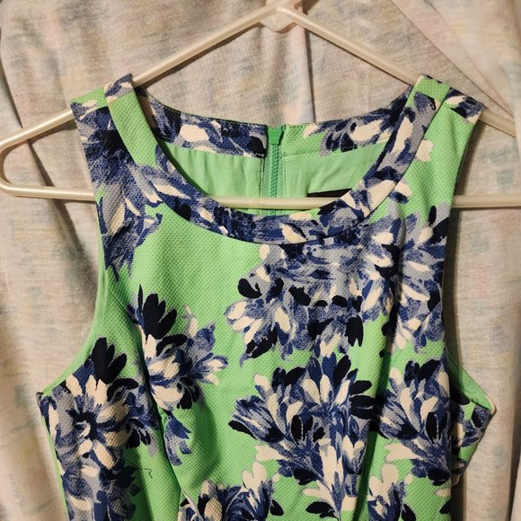J Crew Floral A-Line Silhouette Dress Size 2 - Picture 2 of 8